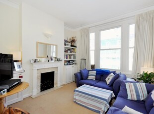 2 bedroom flat for rent in Stafford Terrace Kensington W8