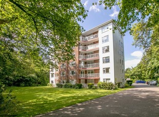 2 bedroom flat for sale in 45 Western Road, Branksome Park, Poole, BH13