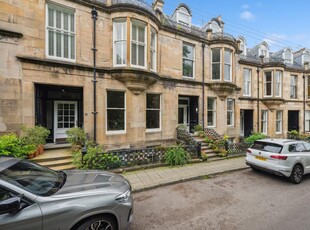 2 bedroom flat for sale in Grosvenor Crescent, Flat Ground, Dowanhill, Glasgow, G12 9AE, G12