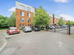 2 bedroom flat for sale in Medway Drive, Tunbridge Wells , TN1