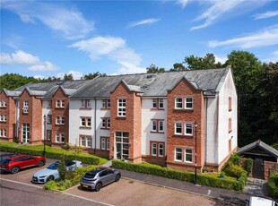 2 bedroom flat for sale in The Fairways, Bothwell, Glasgow, South Lanarkshire, G71