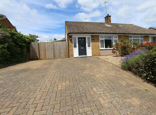 2 bedroom semi-detached bungalow for sale in Fosters Lane, Woodley, RG5