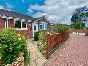 2 bedroom semi-detached bungalow for sale in Plympton, Plymouth, PL7