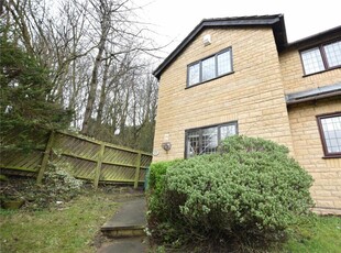 2 bedroom semi-detached house for rent in Daffil Grange Way, Morley, Leeds, LS27