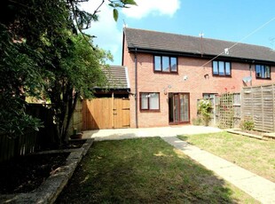 2 bedroom semi-detached house for rent in Easedale Close, NG2