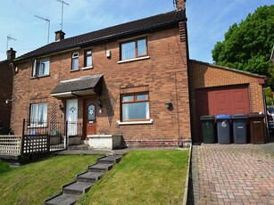 2 bedroom semi-detached house for sale in Old Park Road Idle, BD10