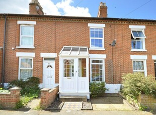 2 bedroom terraced house for rent in Hill Street, Norwich, NR2