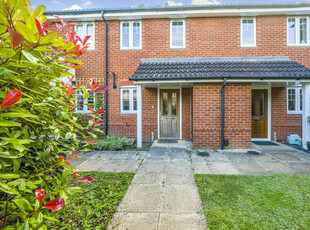 2 bedroom terraced house for sale in Badgers Rise, Woodley, Reading, RG5