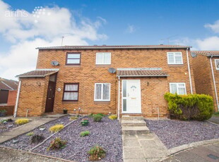 2 bedroom terraced house for sale in Chilcombe Way, Lower Earley, Reading, RG6