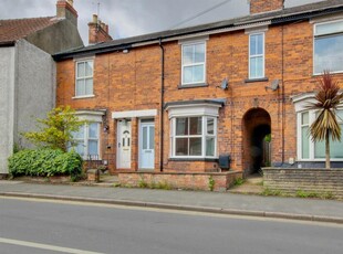 2 bedroom terraced house for sale in Main Street, Willerby, Hull, HU10
