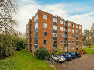3 bedroom apartment for sale in Westberry Court, Cambridge, Cambridgeshire, CB3