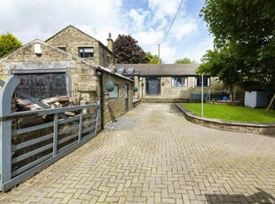 3 bedroom cottage for sale in The Balcony Bungalow, Long Lane, Queensbury, Bradford, BD13