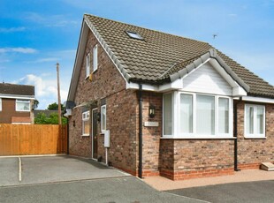 3 bedroom detached bungalow for sale in Astral Gardens, Sutton-On-Hull, Hull, HU7