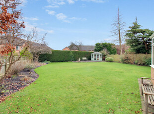 3 bedroom detached house for sale in Beckwith Crescent, Harrogate, HG2