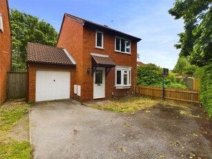 3 bedroom detached house for sale in Blaby Close, Abbeymead, Gloucester, Gloucestershire, GL4