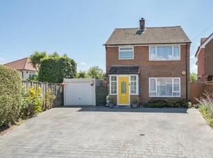 3 bedroom detached house for sale in Chichester Road, Southampton, Hampshire, SO18