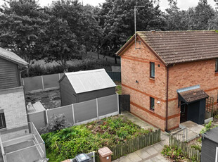 3 bedroom detached house for sale in Derwood Grove, Werrington, Peterborough, PE4