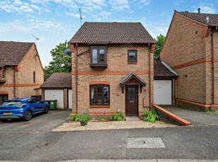 3 bedroom detached house for sale in Longfields Drive, Bearsted, Maidstone, ME14