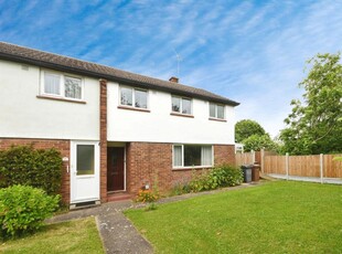 3 bedroom end of terrace house for sale in Pines Road, Chelmsford, CM1