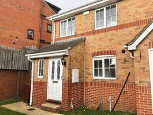 3 bedroom house for rent in Marsh Court, Pudsey, Leeds, LS28