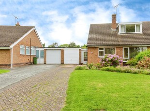 3 bedroom semi-detached bungalow for sale in Gwendoline Drive, Countesthorpe, Leicester, LE8