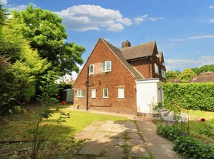 3 bedroom semi-detached house for rent in Arnold Road, Nottingham, NG5 5HR, NG5