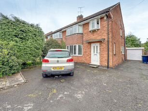 3 bedroom semi-detached house for rent in Robincroft Road, Allestree, Derby, Derbyshire, DE22