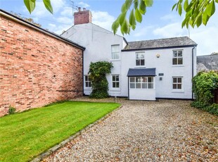 3 bedroom semi-detached house for sale in Granary Lane, Worsley, M28