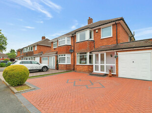 3 bedroom semi-detached house for sale in Henley Crescent, Solihull, B91