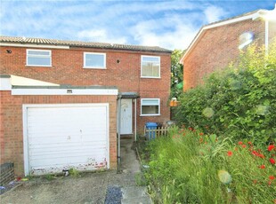 3 bedroom semi-detached house for sale in Henniker Road, Ipswich, Suffolk, IP1