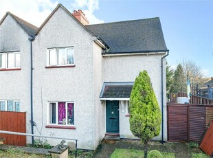 3 bedroom semi-detached house for sale in Roundhill Way, Guildford, Surrey, GU2