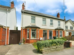 3 bedroom semi-detached house for sale in Ryeworth Road, Charlton Kings, Cheltenham, GL52 6LG, GL52