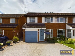 3 bedroom semi-detached house for sale in Stonehaven Drive, Woodley, Reading, Berkshire, RG5