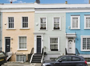 3 bedroom terraced house for rent in Hillgate Place, , LONDON, W8