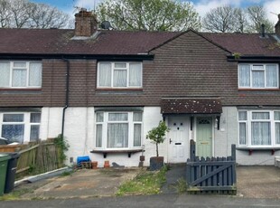 3 bedroom terraced house for sale in 103 Grove Road, Maidstone, Kent, ME15 9AU, ME15