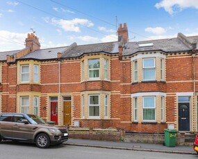 3 bedroom terraced house for sale in Barrack Road, Exeter, EX2