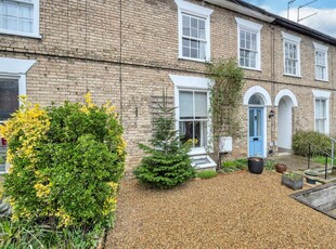 3 bedroom terraced house for sale in Hospital Road, Bury St Edmunds, IP33