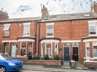 3 bedroom terraced house for sale in Lindley Street, Holgate, York, YO24