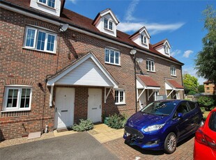 3 bedroom terraced house for sale in Stoke Mill Close, Guildford, Surrey, GU1