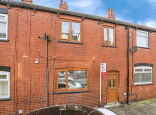 3 bedroom terraced house for sale in Thornleigh Mount, Leeds, LS9