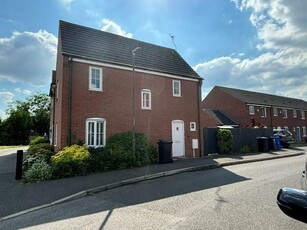 3 bedroom town house for rent in Widdowson Road, Long Eaton, Nottingham, NG10