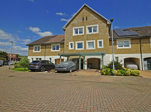 3 bedroom town house for sale in Bryher Island, Port Solent, Portsmouth, PO6