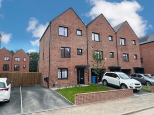 3 bedroom town house for sale in Stage Street, Manchester, M23