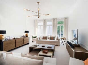 4 bedroom apartment for rent in Kensington Court Mansions, Kensington Court, London, W8