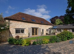 4 bedroom detached house for rent in Contemporary Barn Conversion, Headington, Oxford, OX3