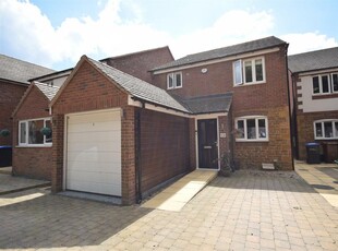 4 bedroom detached house for sale in Appletree Gardens, 102 Harborough Road, Northampton, NN2