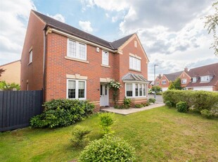 4 bedroom detached house for sale in Applin Green, Emersons Green, BS16