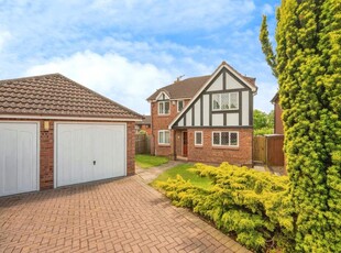 4 bedroom detached house for sale in Bramble Gardens, Worcester, WR5
