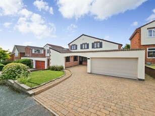 4 bedroom detached house for sale in Dale House, Sunningdale Drive, Woodborough, NG14