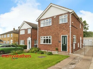 4 bedroom detached house for sale in Harlington Road, Mexborough, S64
